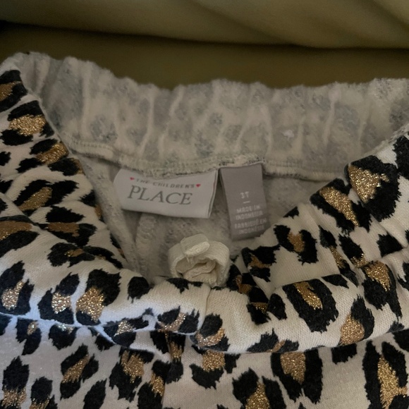 Clothes bundle for Girl 3- 4 years old ( 9 pieces) - Picture 1 of 11